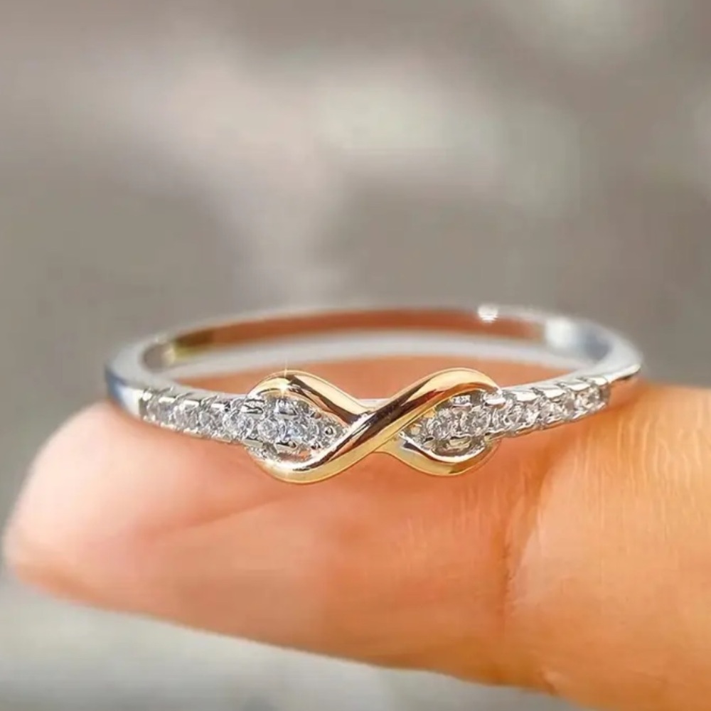 ** Exquisitely Delicate S925 Silver Fresh Lucky 8-Ring Color Separation Ring
